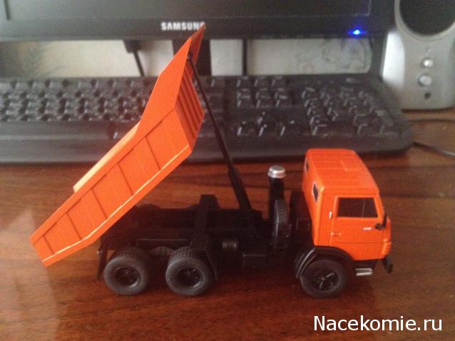 Автомобиль на Службе №70 КАМАЗ-5511 Строительный самосвал