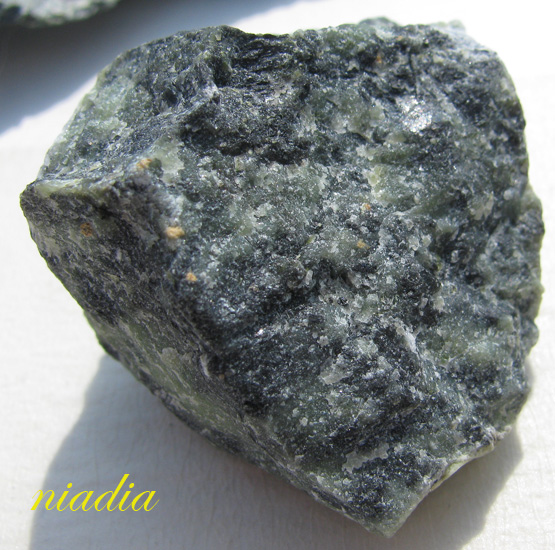 Минералы Сокровища Земли №48 - Серпентин