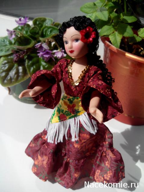 Куклы в народных костюмах №67 Кукла в цыганском девичьем костюме