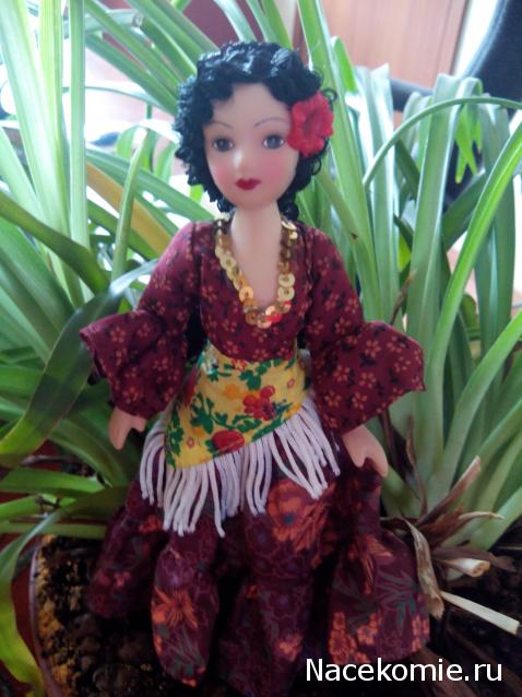 Куклы в народных костюмах №67 Кукла в цыганском девичьем костюме