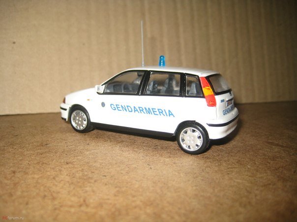 Полицейские Машины Мира - График выхода и обсуждение