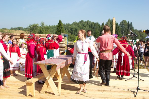 Куклы в народных костюмах №18 Кукла в повседневном костюме Пермской губернии