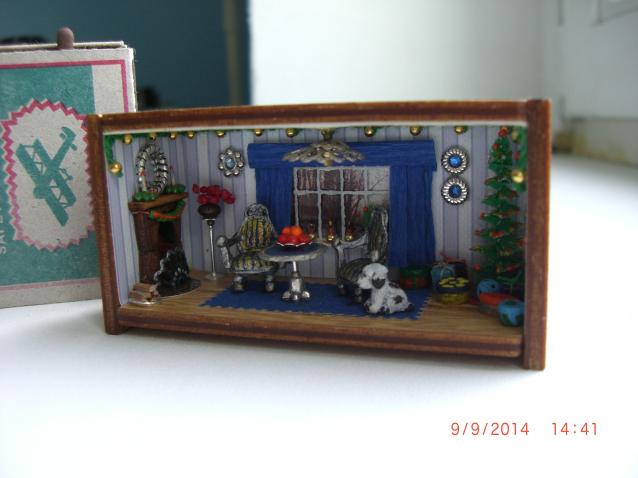 daffodil - Румбокс в бордовых тонах