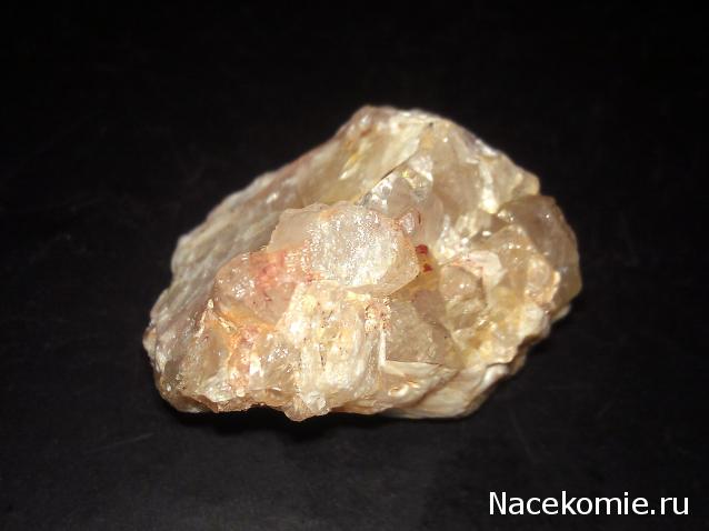 Минералы Сокровища Земли №53 - Красный кварц