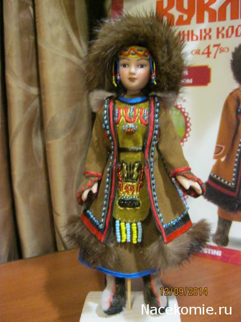 Куклы в народных костюмах №47 Кукла в эвенкийском зимнем костюме