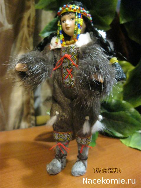 Куклы в народных костюмах №51 Кукла в чукотском зимнем костюме