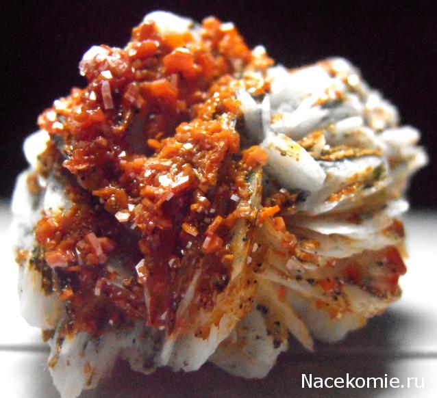 Минералы Сокровища Земли №59 - Ванадинит