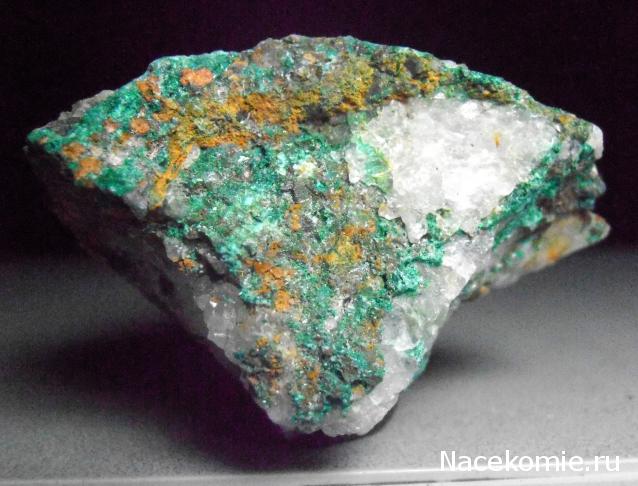 Минералы Сокровища Земли №56 - Малахит