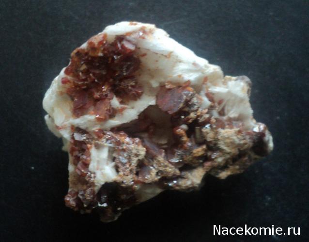 Минералы Сокровища Земли №59 - Ванадинит