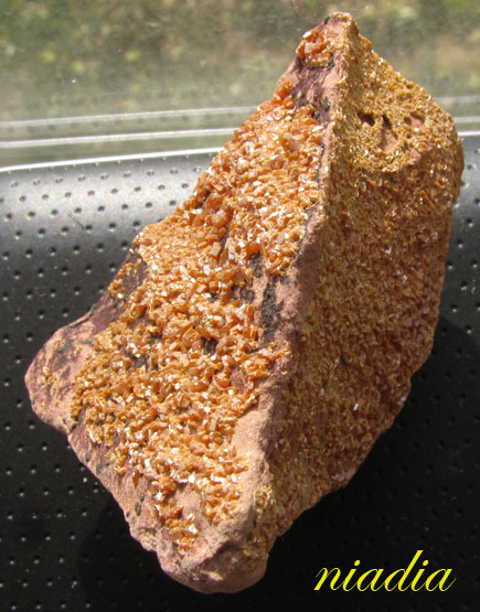 Минералы Сокровища Земли №59 - Ванадинит