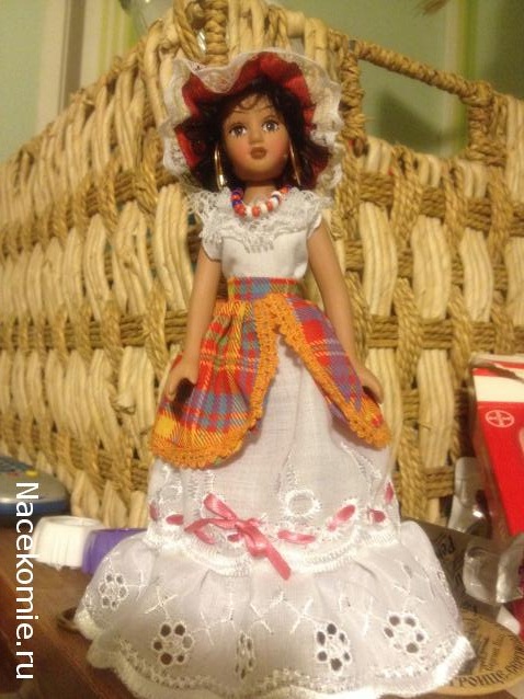 Куклы в Костюмах Народов Мира №20 - Доминика