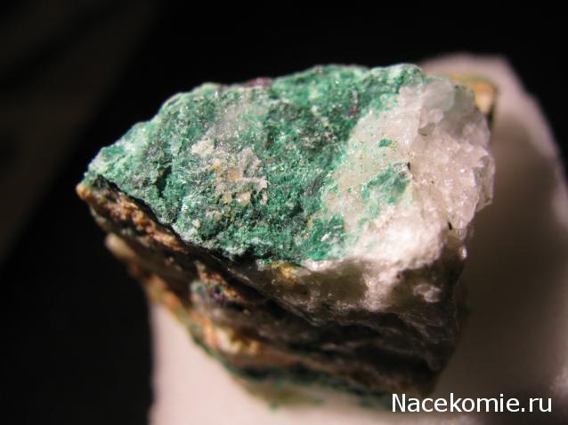 Минералы Сокровища Земли №56 - Малахит