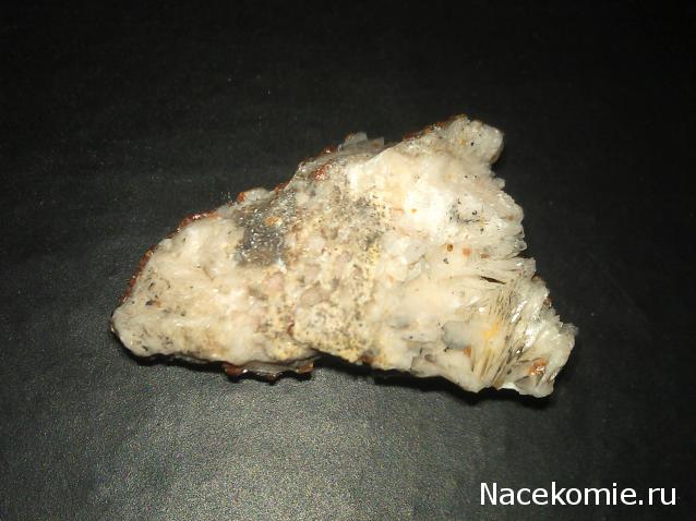 Минералы Сокровища Земли №59 - Ванадинит