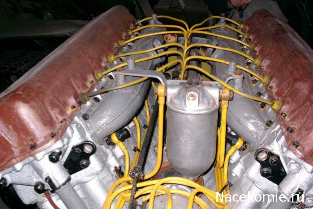 Танк Т-34 - Сборка силового агрегата