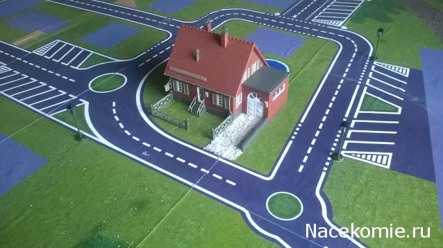 Железная Дорога в Миниатюре №4 – Половина деталей домика, электрическая лампа