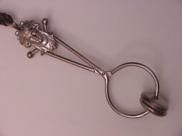 daffodil - Румбокс в бордовых тонах