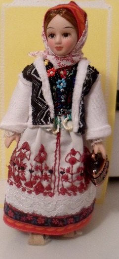 Куклы в народных костюмах №74 Кукла в женском костюме Львовской губернии