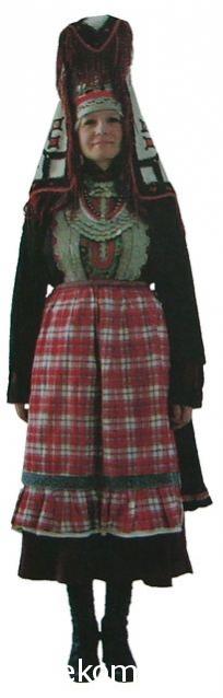 Куклы в народных костюмах №65 Кукла в удмуртском женском костюме