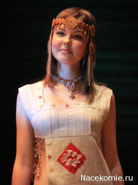 Куклы в народных костюмах №72 Кукла в девичьем костюме Коми