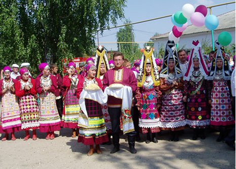 Куклы в народных костюмах №65 Кукла в удмуртском женском костюме