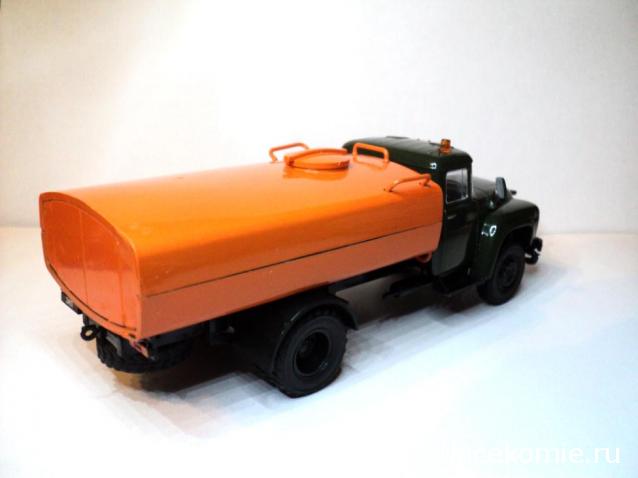 Автомобиль на Службе №80 ЗИЛ-130 Поливомоечная машина