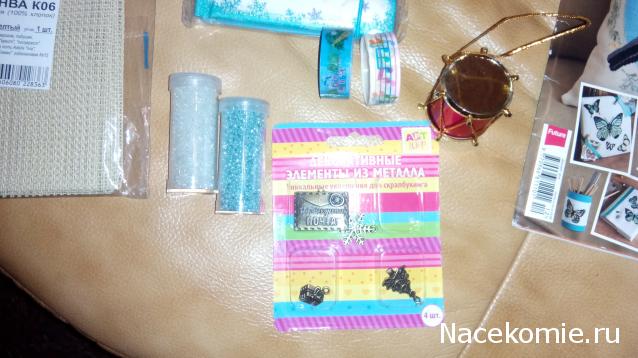 Новогодний вышивальный посткроссинг 2014