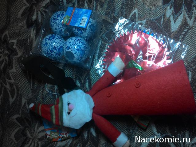 Новогодний вышивальный посткроссинг 2014