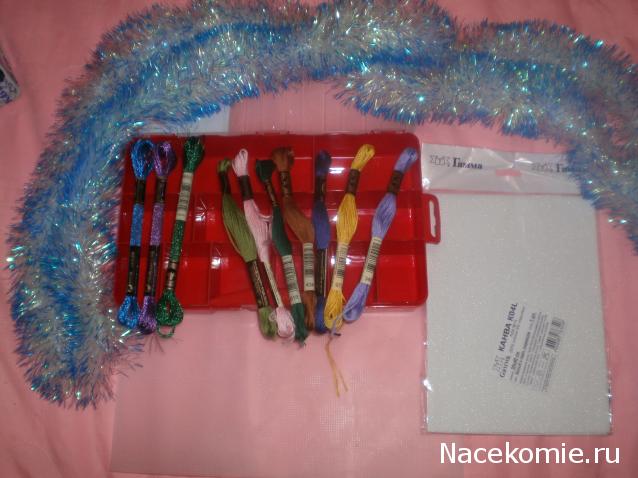 Новогодний вышивальный посткроссинг 2014