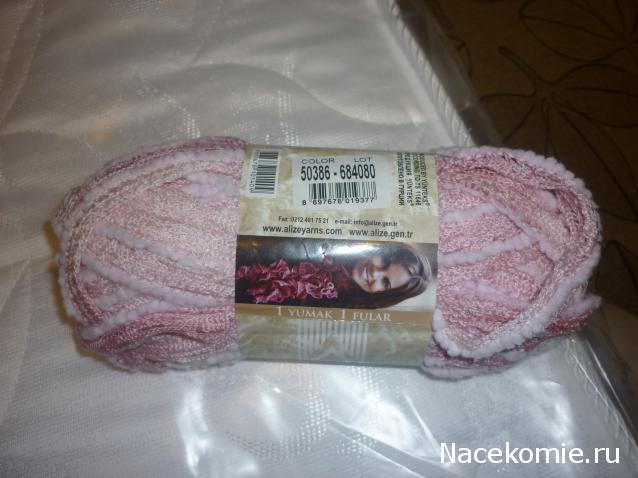 Новогодний вышивальный посткроссинг 2014