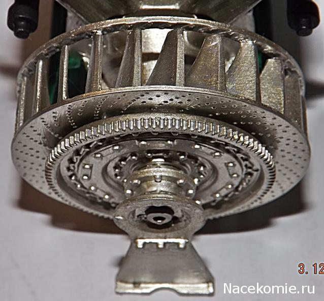 Танк Т-34 - Сборка силового агрегата