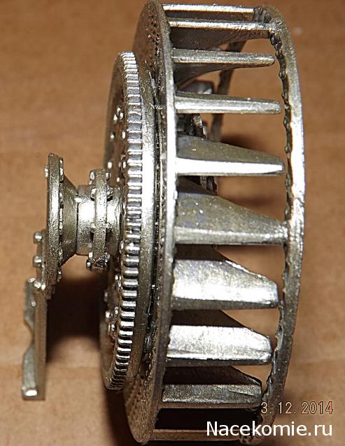 Танк Т-34 - Сборка силового агрегата