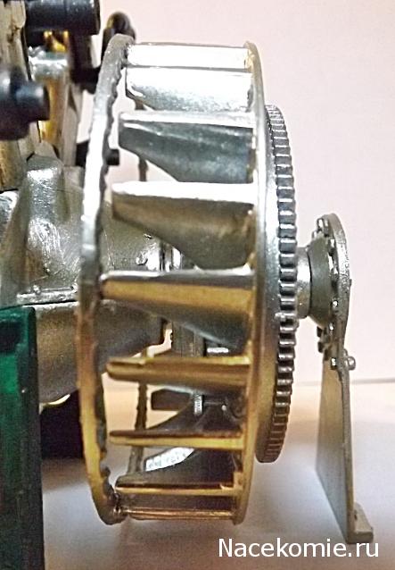 Танк Т-34 - Сборка силового агрегата