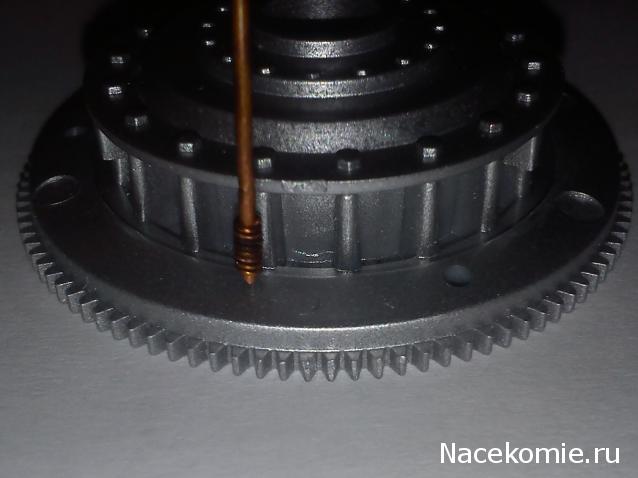 Танк Т-34 - Сборка силового агрегата