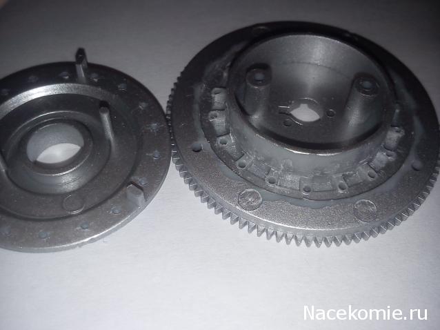 Танк Т-34 - Сборка силового агрегата