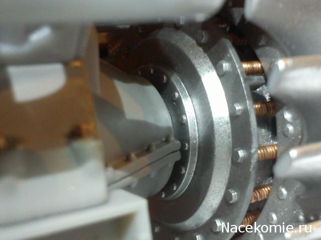 Танк Т-34 - Сборка силового агрегата