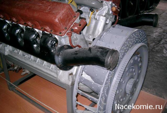 Танк Т-34 - Сборка силового агрегата