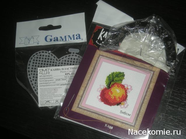 Новогодний вышивальный посткроссинг 2014