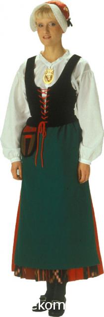 Куклы в народных костюмах №79 Кукла в финском женском костюме