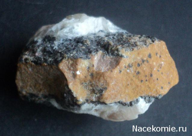 Минералы Сокровища Земли №71 - Церуссит