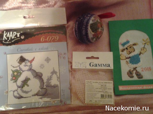 Новогодний вышивальный посткроссинг 2014