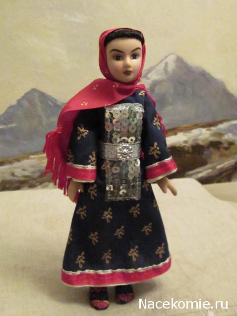 Куклы в народных костюмах №81 Кукла в лезгинском женском костюме