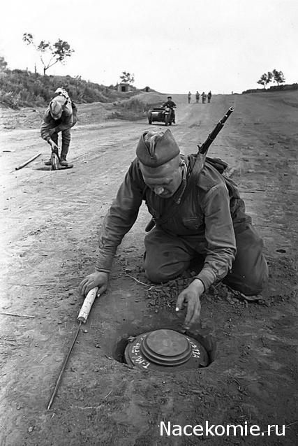 Солдаты ВОВ №56 - Рядовой сапёрных частей инженерных войск РККА, 1943-1945 гг.