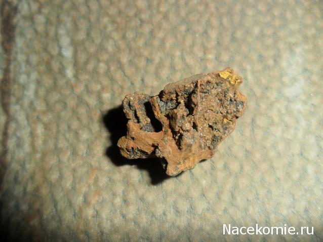 Минералы Сокровища Земли №77 - Вульфенит