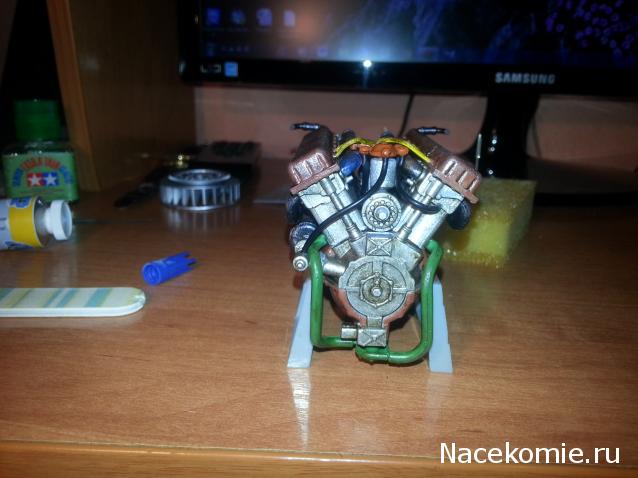 Танк Т-34 - Сборка силового агрегата