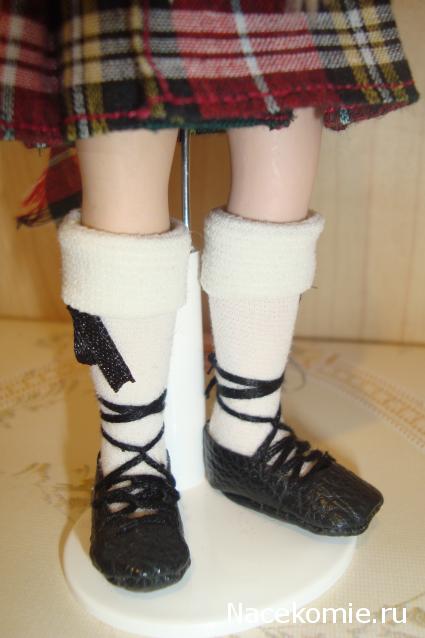 Куклы в Костюмах Народов Мира №30 Великобритания - Шотландия