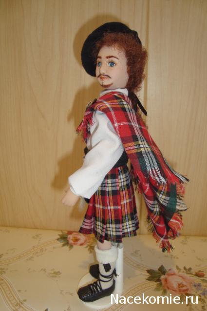 Куклы в Костюмах Народов Мира №30 Великобритания - Шотландия