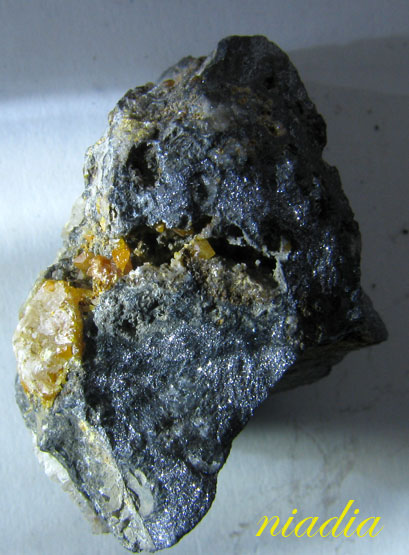 Минералы Сокровища Земли №77 - Вульфенит