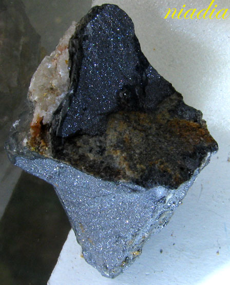 Минералы Сокровища Земли №77 - Вульфенит