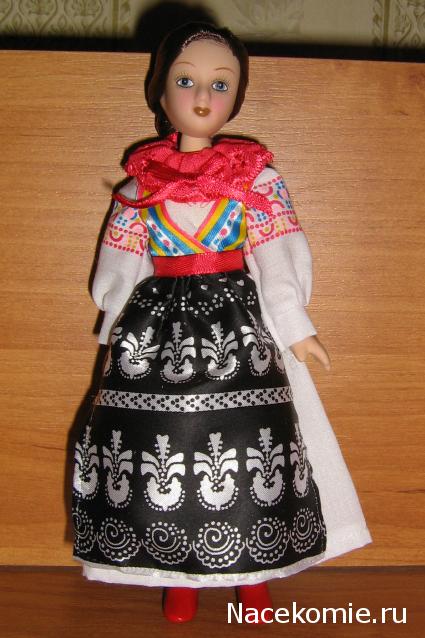 Куклы в народных костюмах №82 Кукла в словацком девичьем костюме