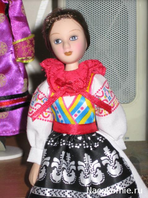 Куклы в народных костюмах №82 Кукла в словацком девичьем костюме